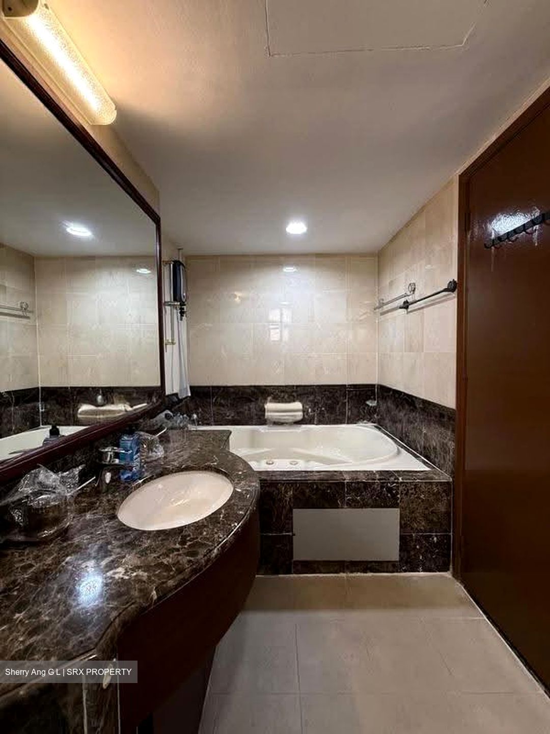 Chuan Villas (D19), Terrace #631641801